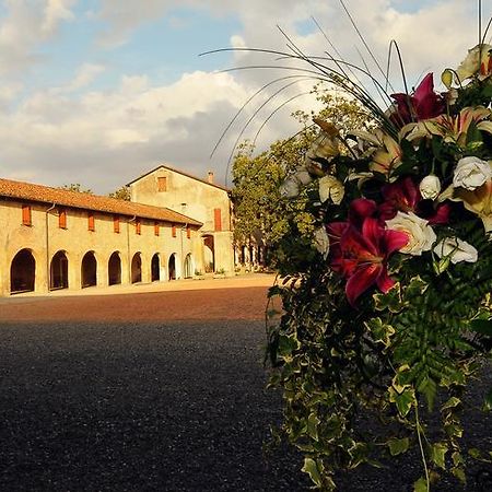 Villa Antica Grancia Benedettina Colorno Exterior foto