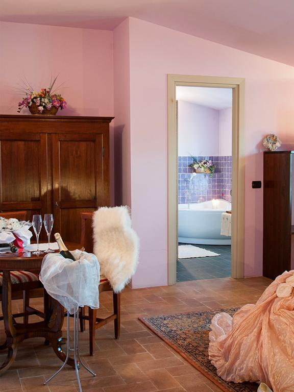 Villa Antica Grancia Benedettina Colorno Zimmer foto