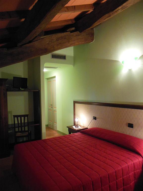 Villa Antica Grancia Benedettina Colorno Zimmer foto