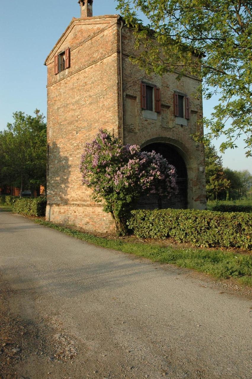 Villa Antica Grancia Benedettina Colorno Exterior foto